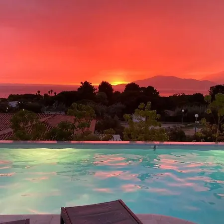 Individuelle Avec Piscine Privee Chauffee Proche Commerces Et *