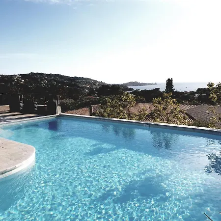 别墅 Individuelle Avec Piscine Privee Chauffee Proche Commerces Et